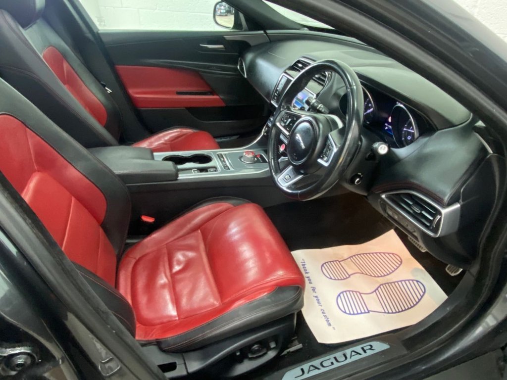 Used Jaguar XE 2015 for sale - 75998535: Photo 17