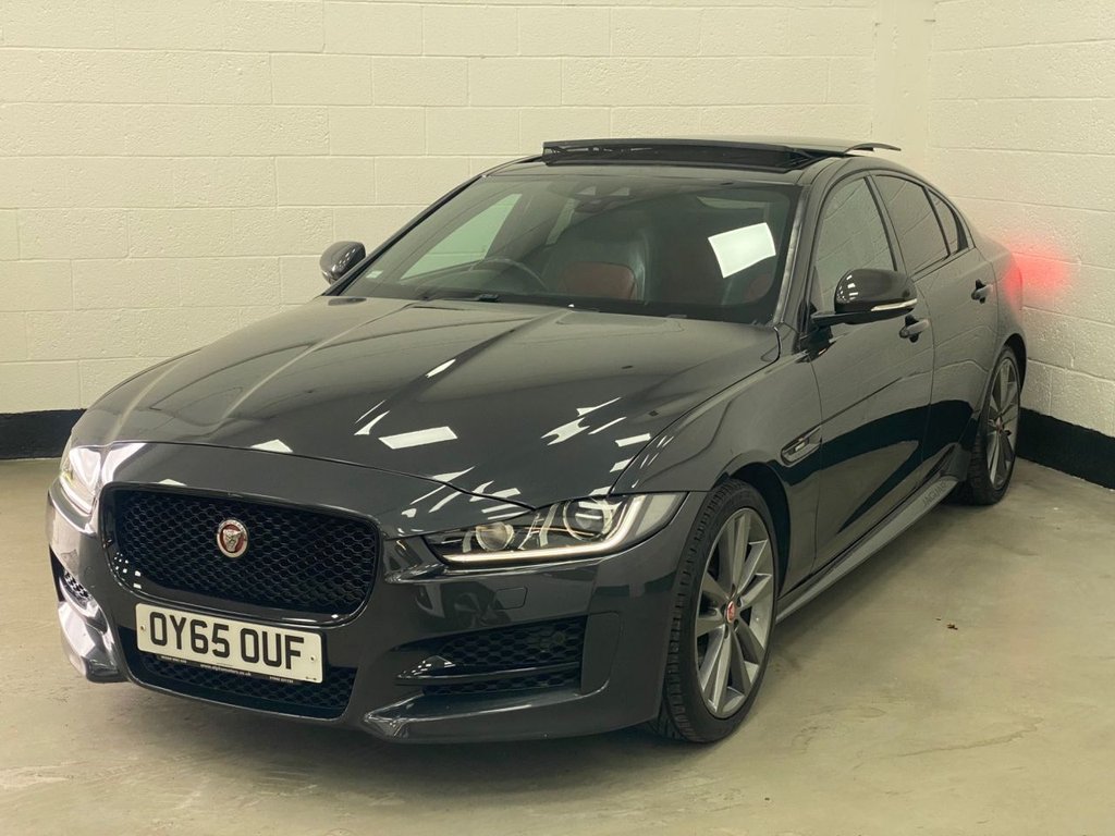 Used Jaguar XE 2015 for sale - 75998535: Photo 6