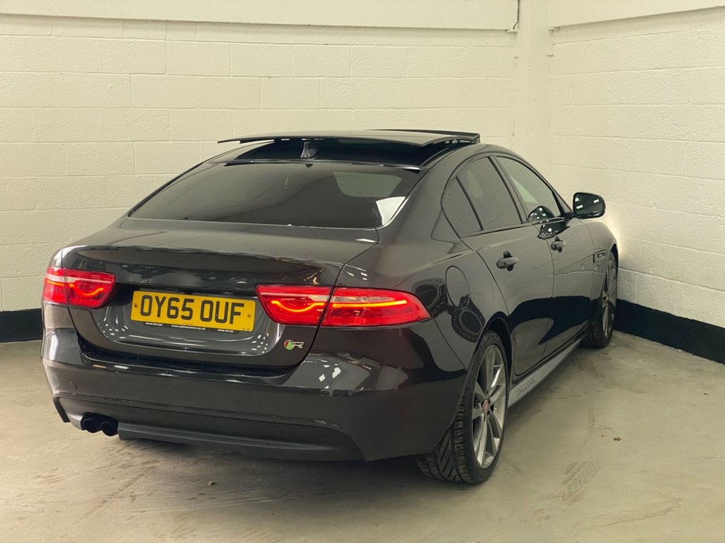 Used Jaguar XE 2015 for sale - 75998535: Photo 7