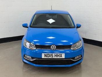 Used Volkswagen Polo 2015 for sale - 77780632: Photo