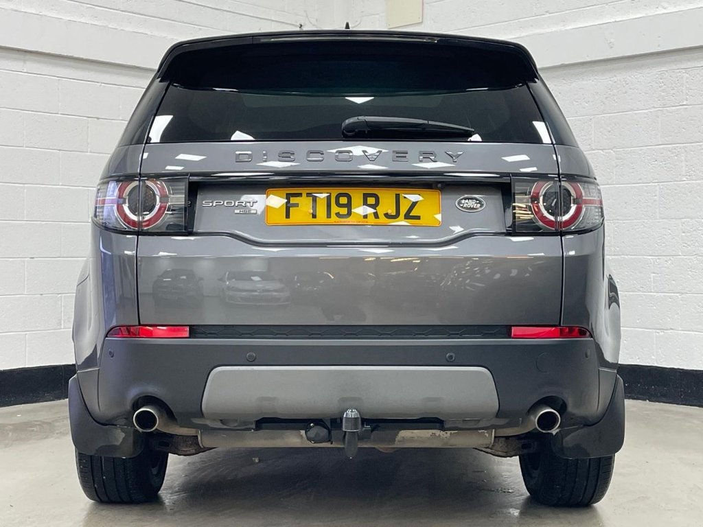 Used Land Rover Discovery Sport 2019 for sale - 77547322: Photo 11