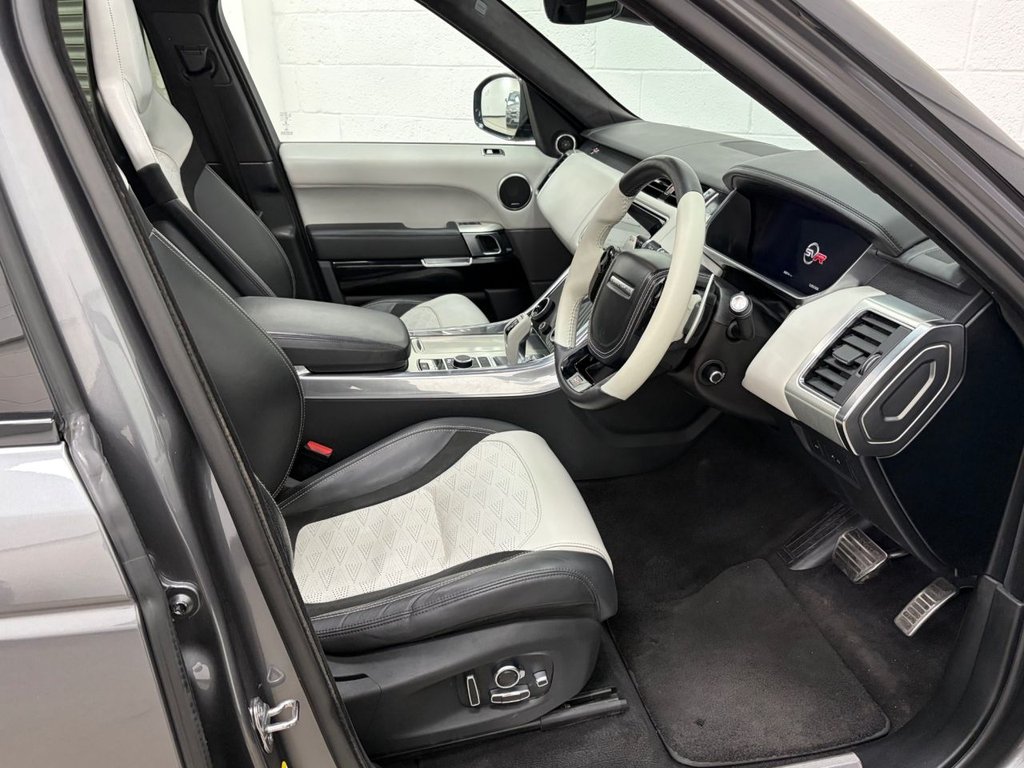 Used Land Rover Range Rover Sport 2018 for sale - 77850287: Photo 18