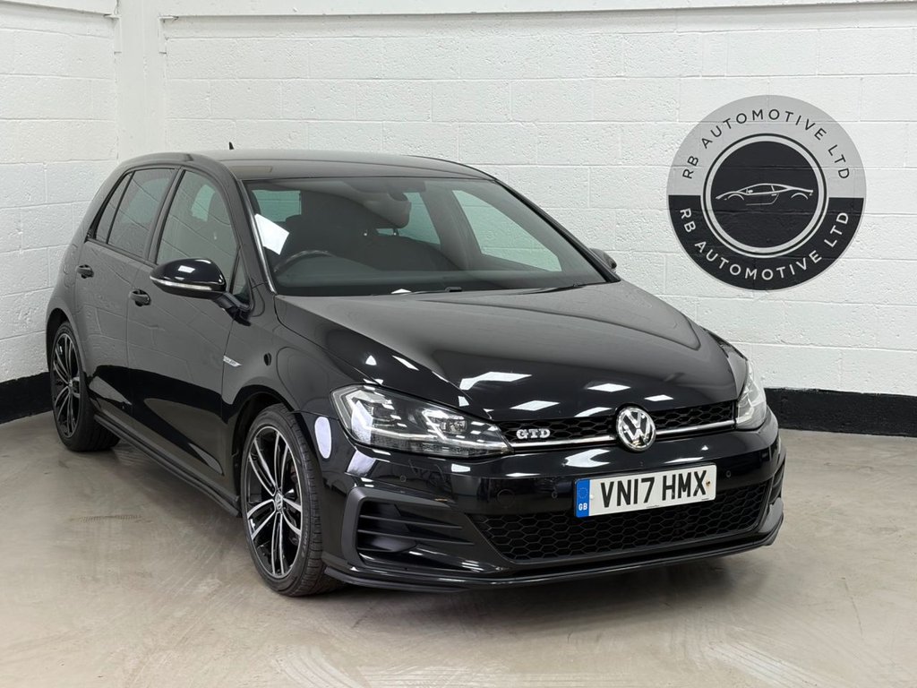 Used Volkswagen Golf 2017 for sale - 77680820: Photo 2