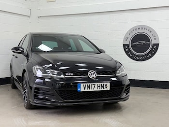 Used Volkswagen Golf 2017 for sale - 77680820: Photo