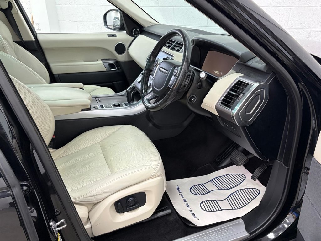 Used Land Rover Range Rover Sport 2017 for sale - 77780398: Photo 15