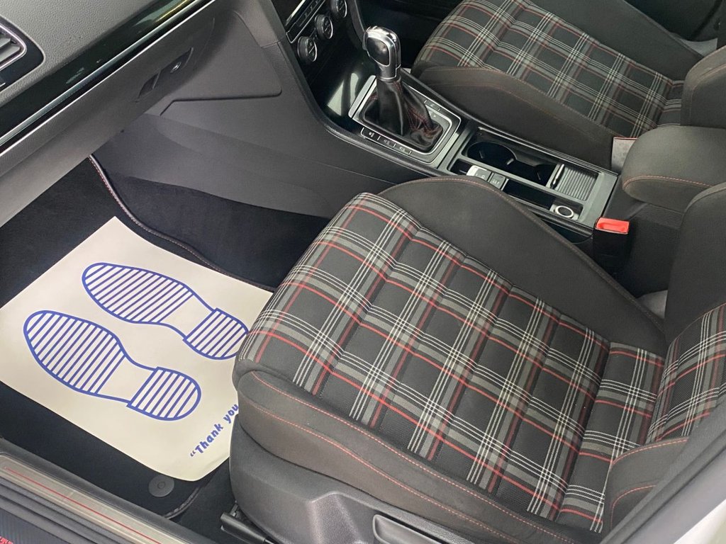 Used Volkswagen Golf 2014 for sale - 77065038: Photo 13