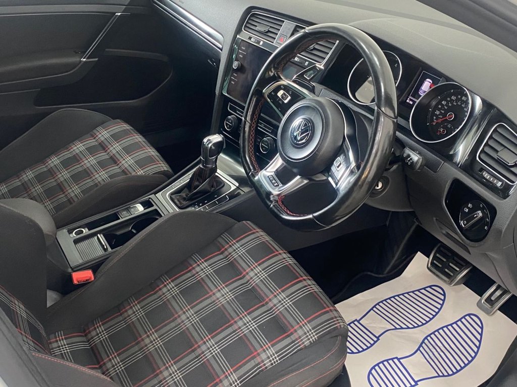 Used Volkswagen Golf 2014 for sale - 77065038: Photo 14