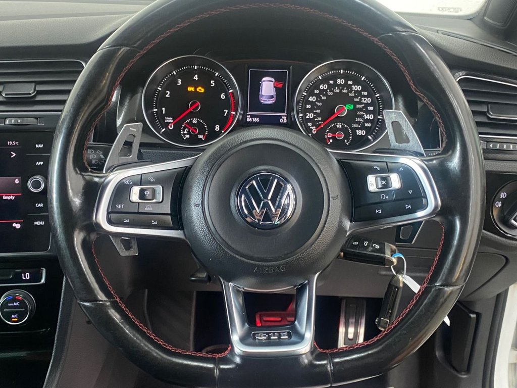 Used Volkswagen Golf 2014 for sale - 77065038: Photo 17