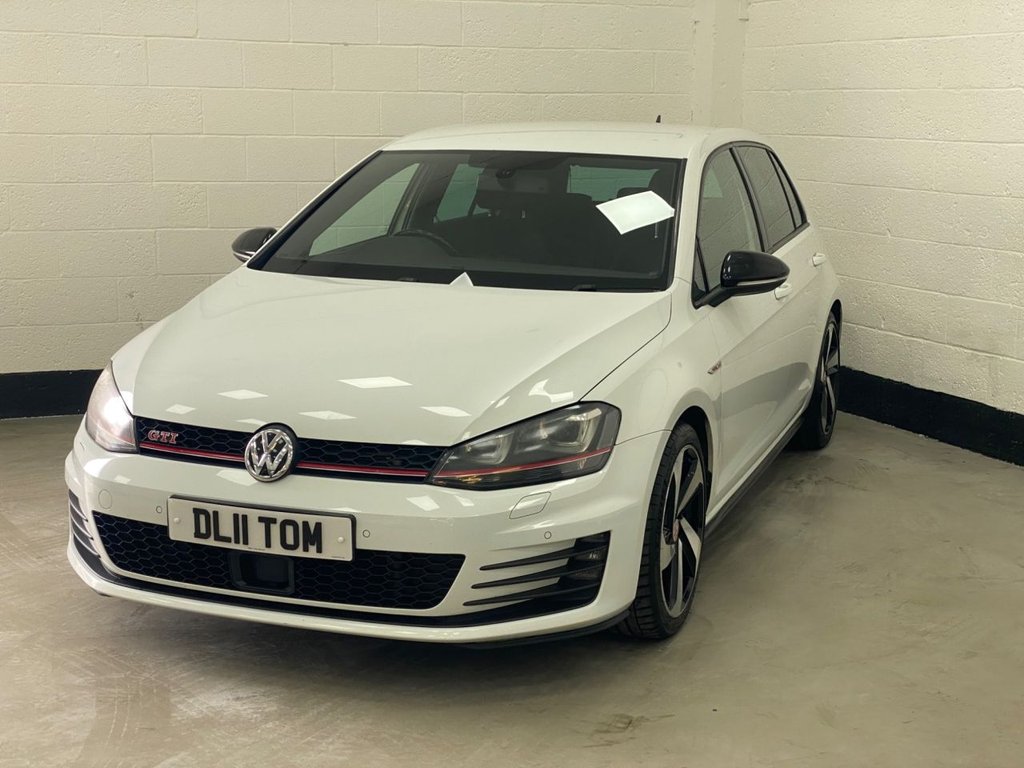 Used Volkswagen Golf 2014 for sale - 77065038: Photo 5