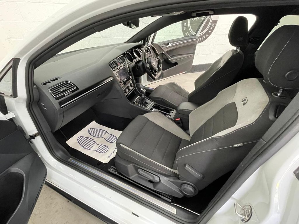 Used Volkswagen Golf 2016 for sale - 76642666: Photo 13