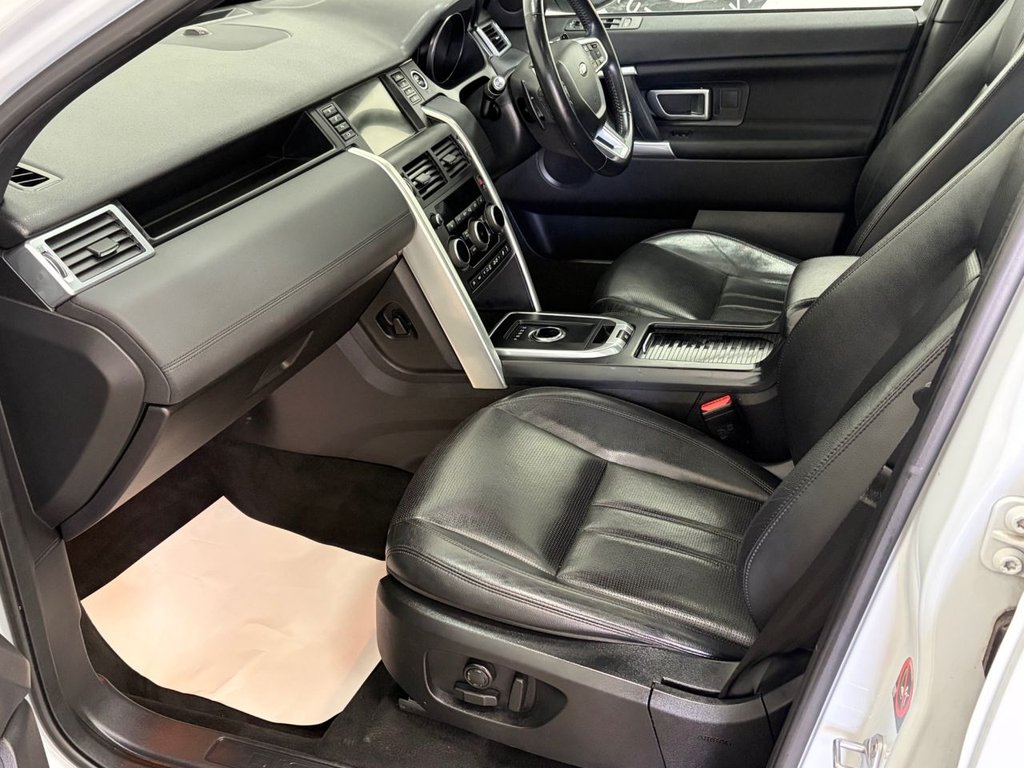 Used Land Rover Discovery Sport 2017 for sale - 78044673: Photo 13