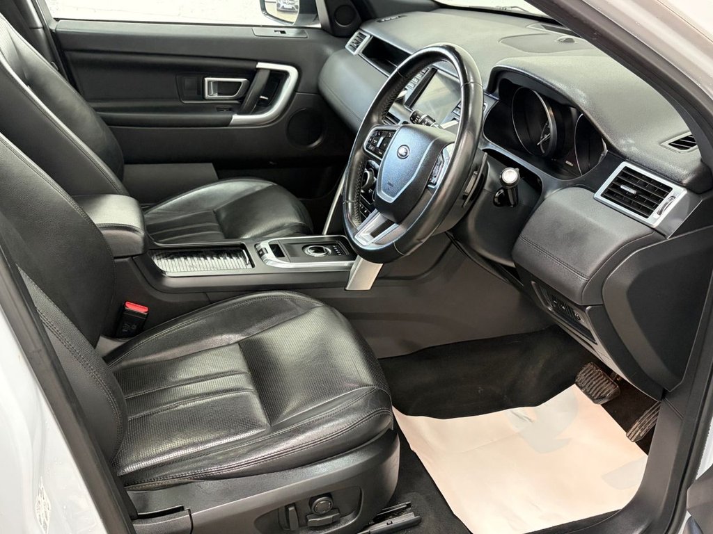 Used Land Rover Discovery Sport 2017 for sale - 78044673: Photo 14