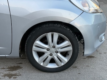 Used Honda Jazz 2013 for sale - 77410781: Photo