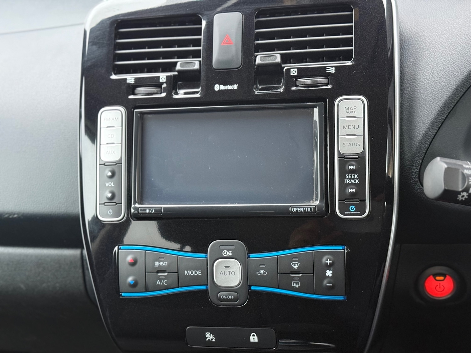 Used Nissan Leaf 2015 for sale - 77449893: Photo 32