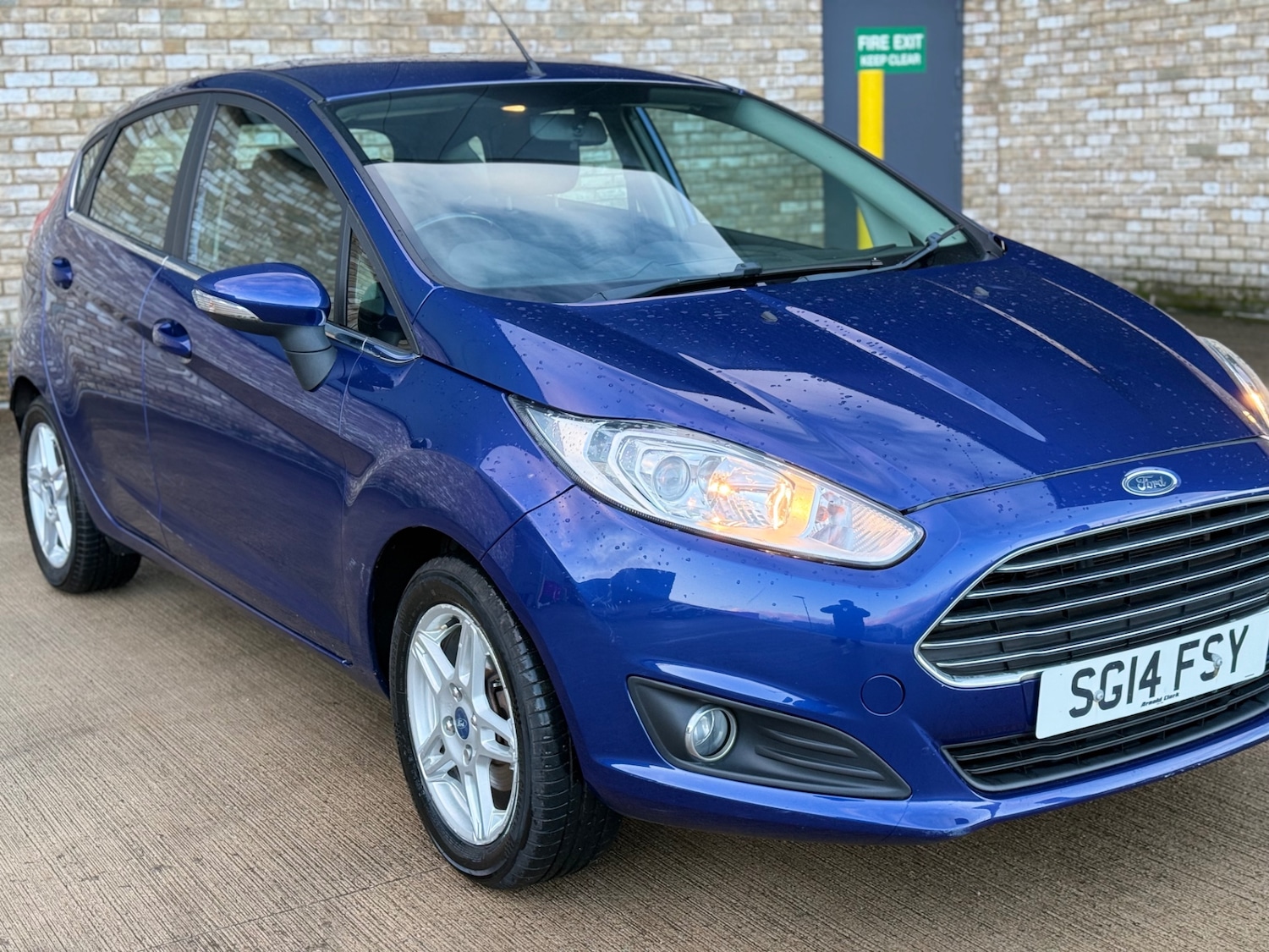 Used Ford Fiesta 2014 for sale - 77476675: Photo 2