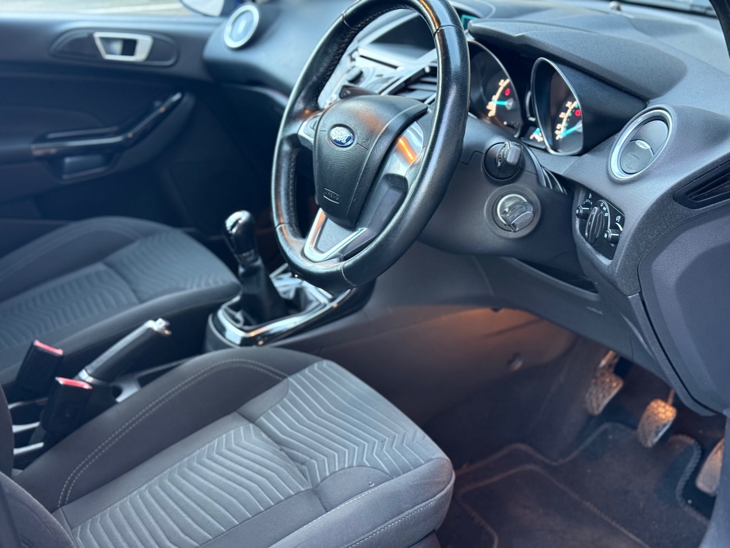 Used Ford Fiesta 2014 for sale - 77476675: Photo 32