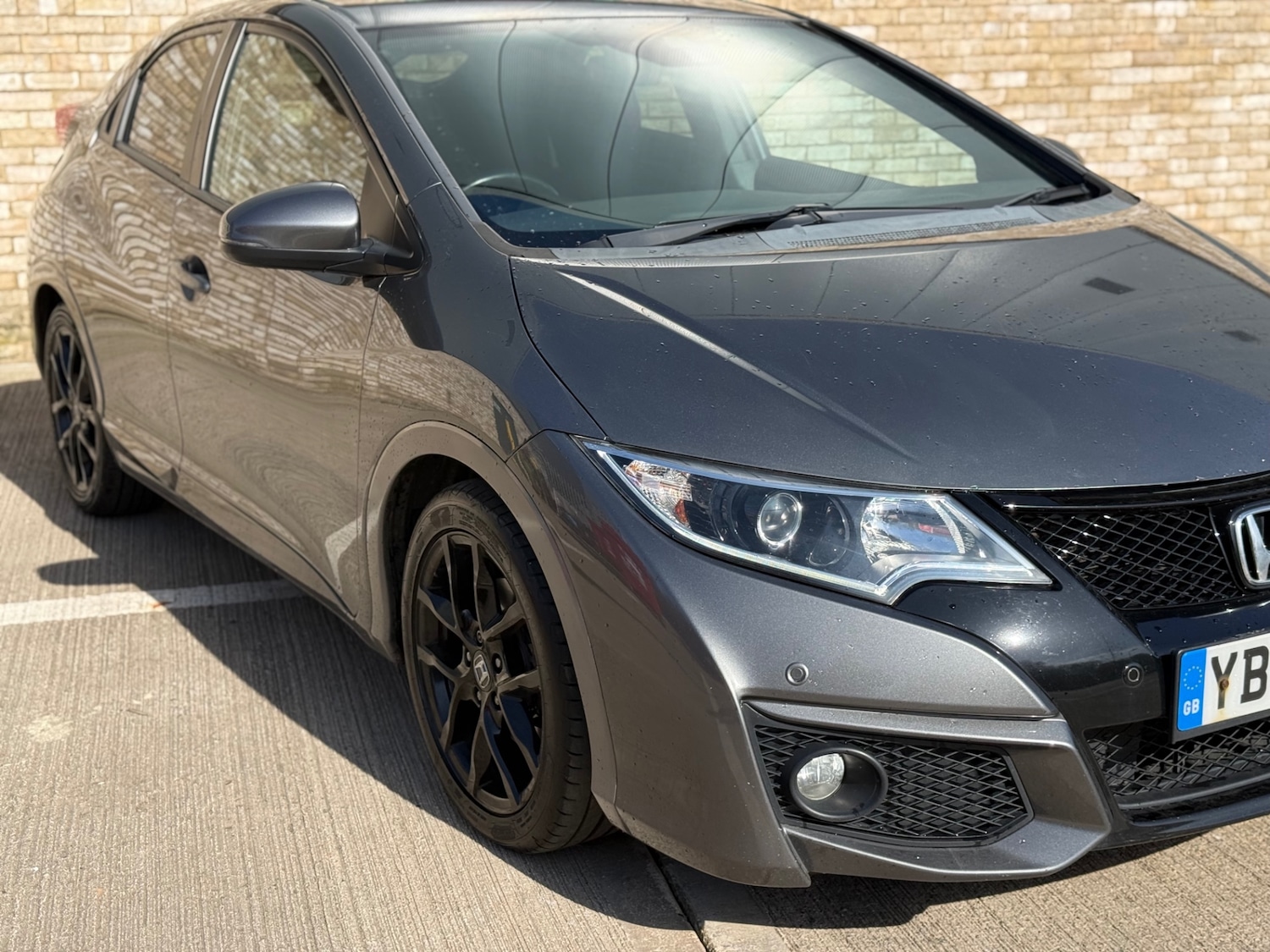 Used Honda Civic 2016 for sale - 77947028: Photo 2