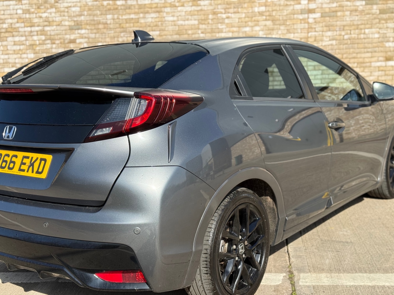 Used Honda Civic 2016 for sale - 77947028: Photo 22