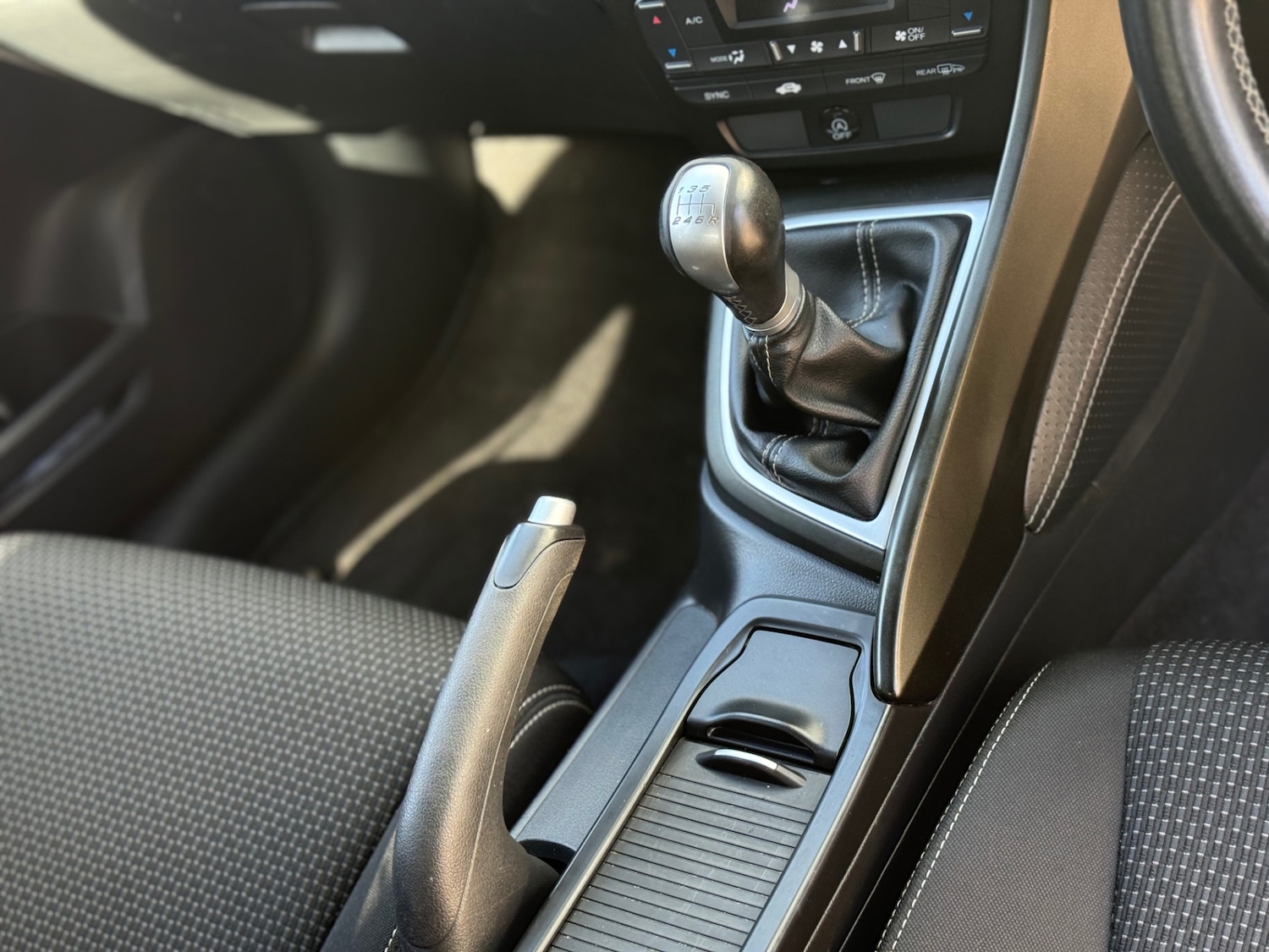 Used Honda Civic 2016 for sale - 77947028: Photo 32