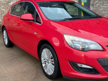 Used Vauxhall Astra 2015 for sale - 77493678: Photo