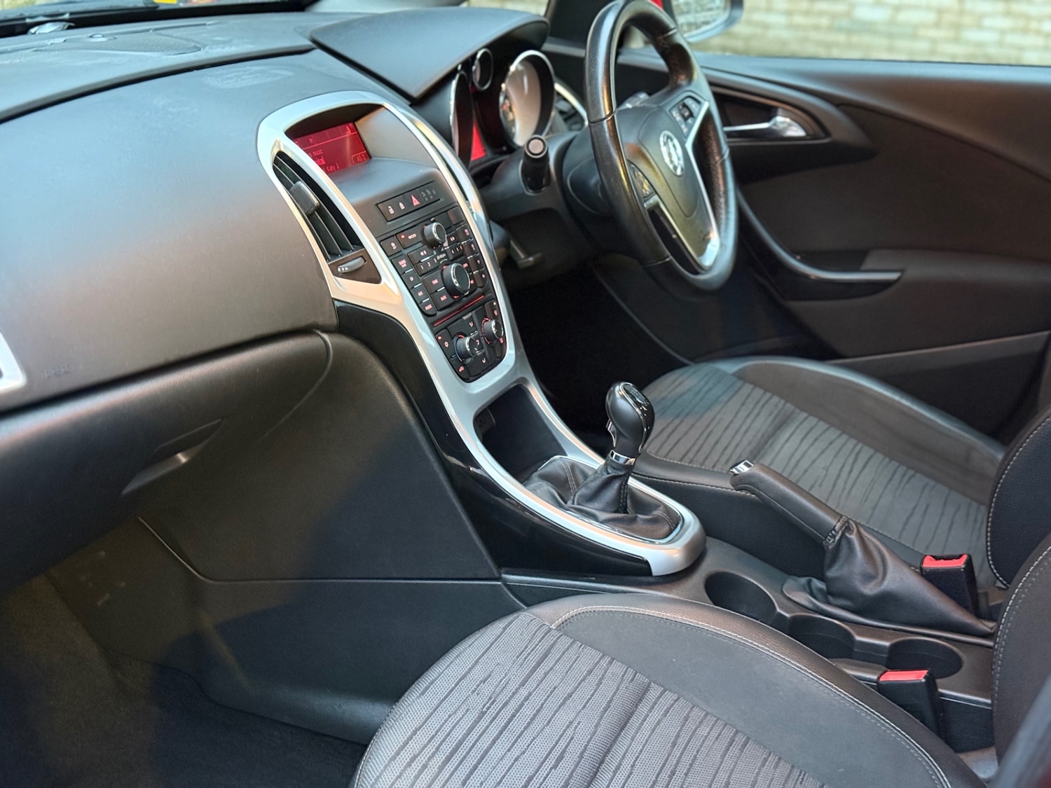 Used Vauxhall Astra 2015 for sale - 77493678: Photo 30