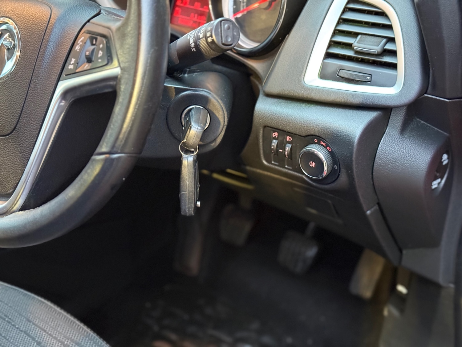 Used Vauxhall Astra 2015 for sale - 77493678: Photo 32