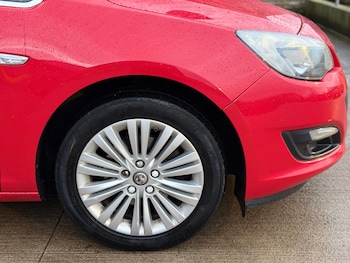 Used Vauxhall Astra 2015 for sale - 77493678: Photo