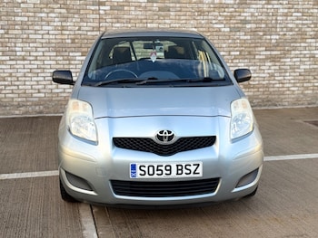 Used Toyota Yaris 2010 for sale - 78620747: Photo