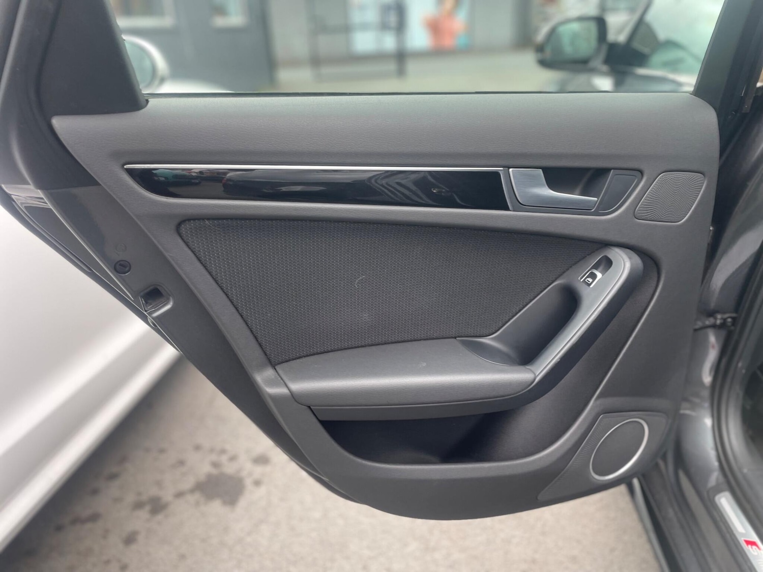 Used Audi A4 2015 for sale - 76658297: Photo 28