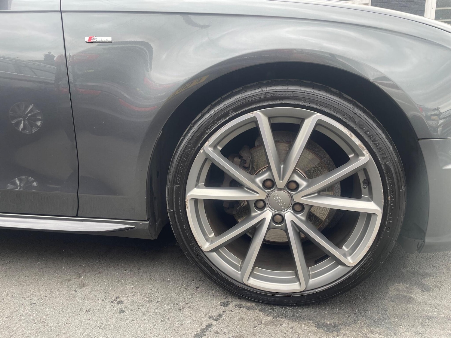 Used Audi A4 2015 for sale - 76658297: Photo 3