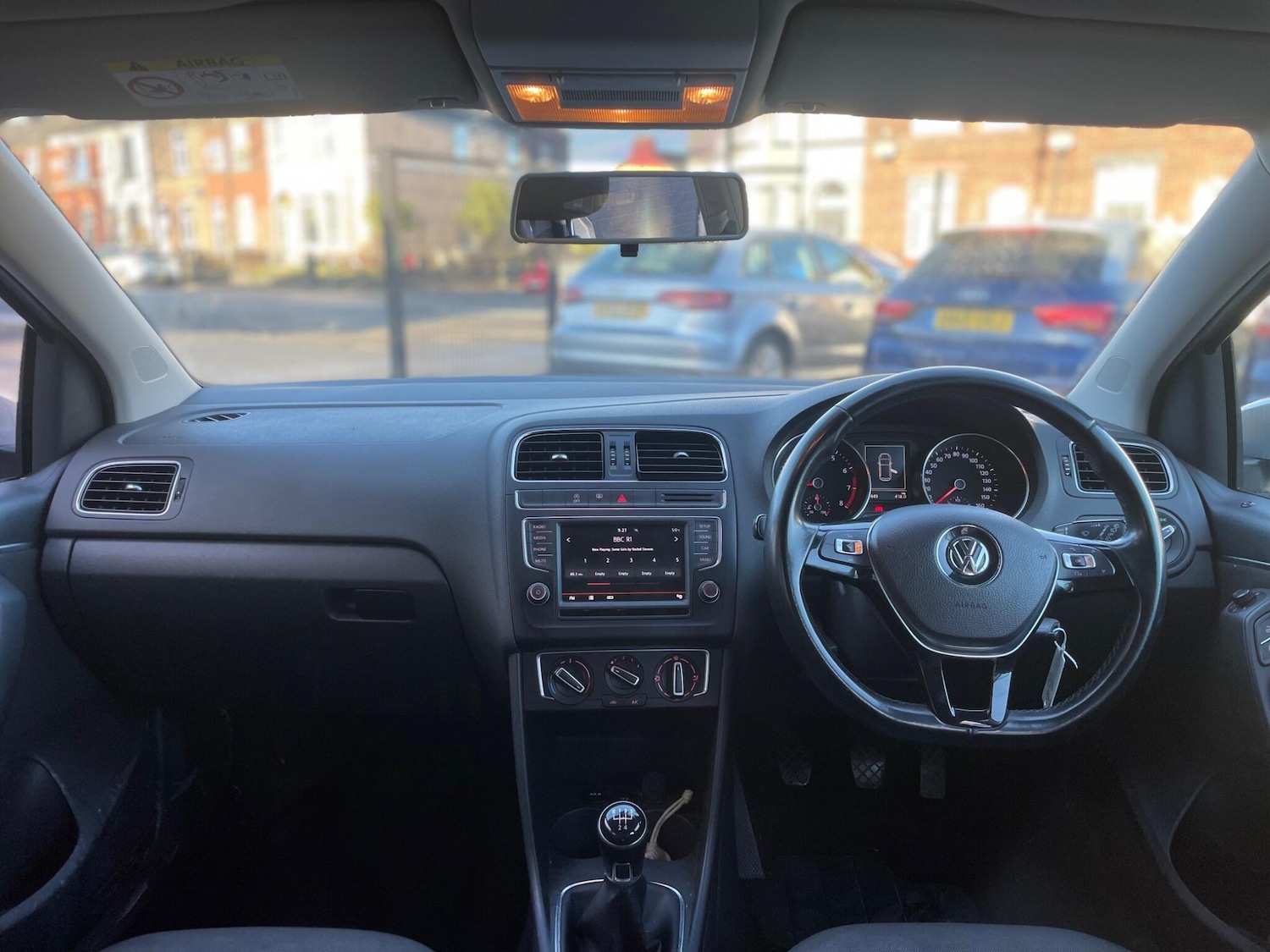 Used Volkswagen Polo 2015 for sale - 76765652: Photo 25