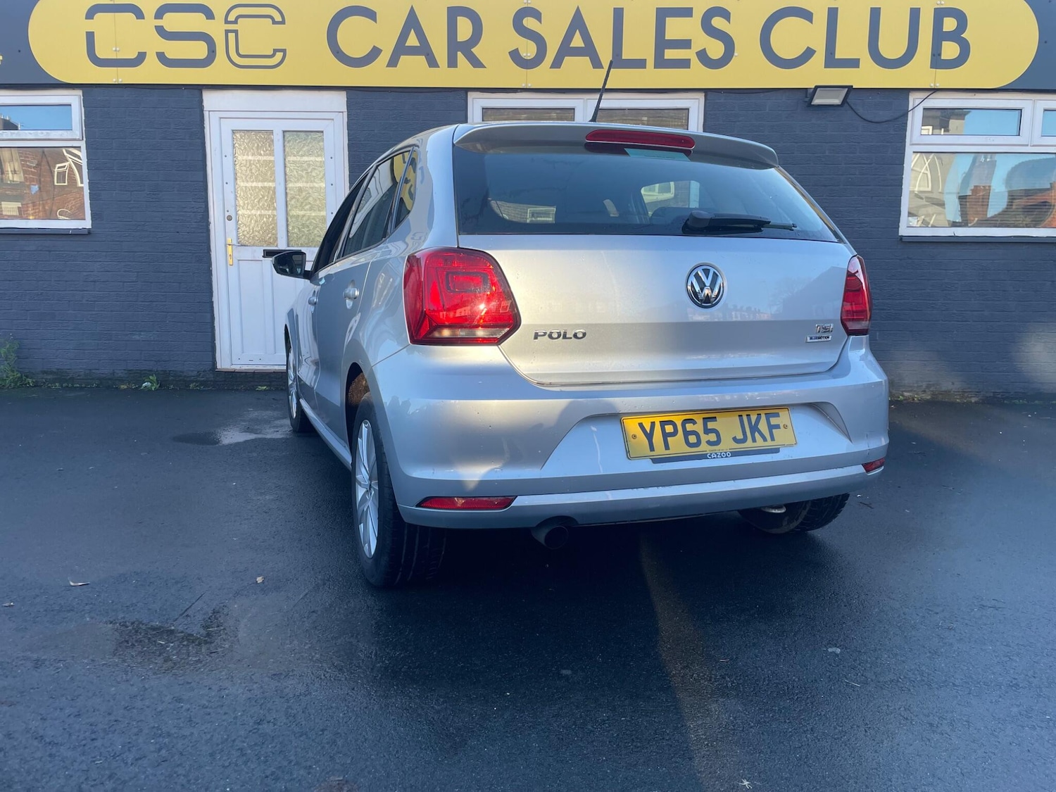 Used Volkswagen Polo 2015 for sale - 76765652: Photo 6