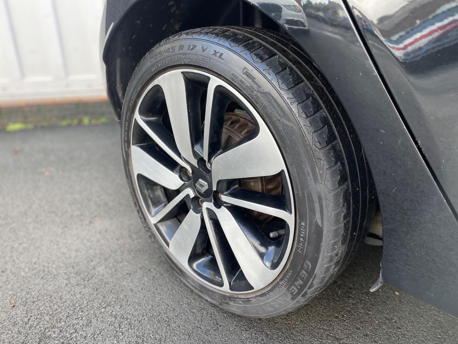 Used Renault Clio 2014 for sale - 76765867: Photo 2