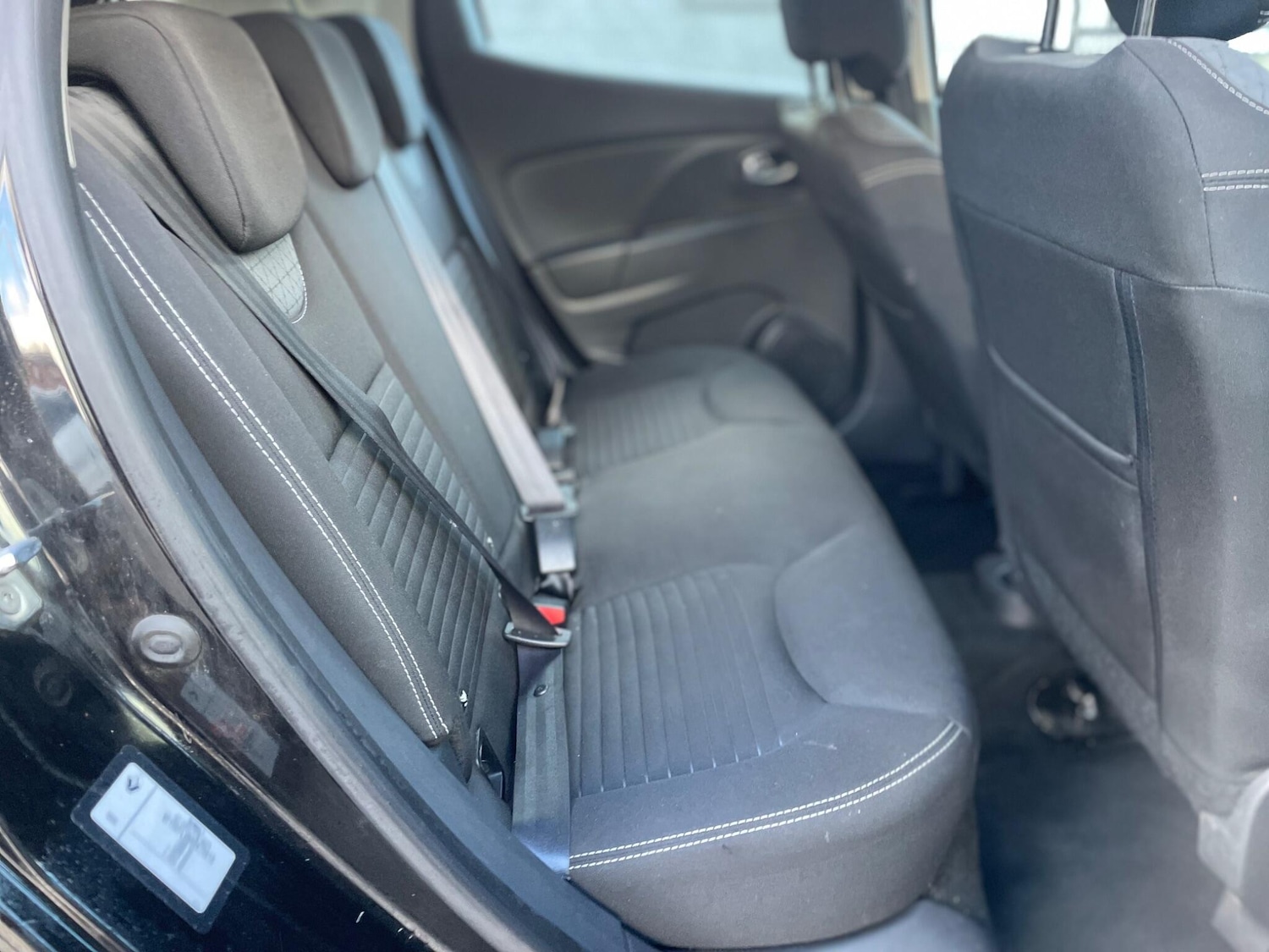 Used Renault Clio 2014 for sale - 76765867: Photo 22