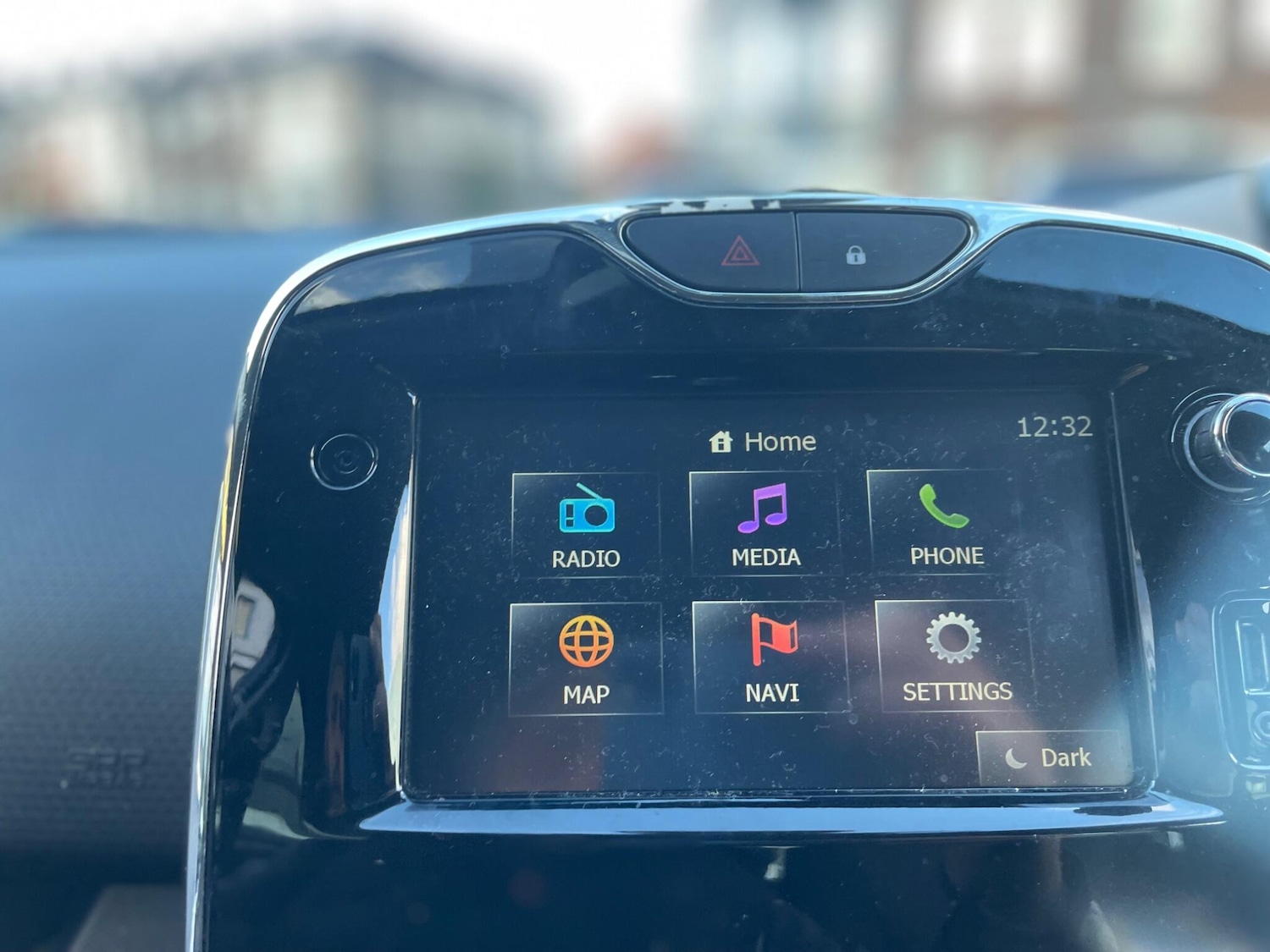 Used Renault Clio 2014 for sale - 76765867: Photo 26