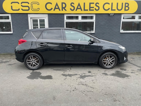 Used Toyota Auris 2014 for sale - 75425283: Photo 2
