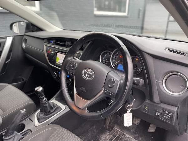 Used Toyota Auris 2014 for sale - 75425283: Photo 33