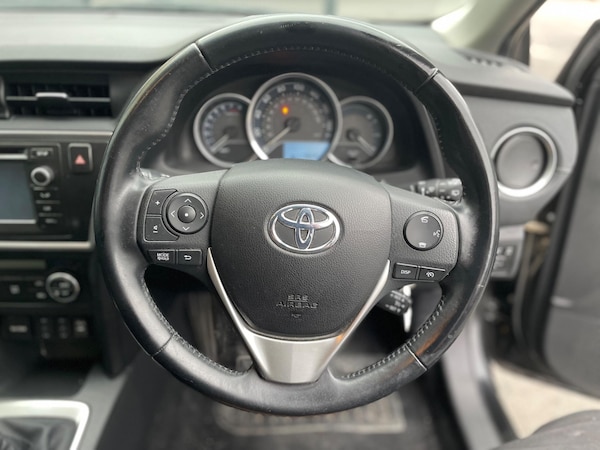 Used Toyota Auris 2014 for sale - 75425283: Photo 35