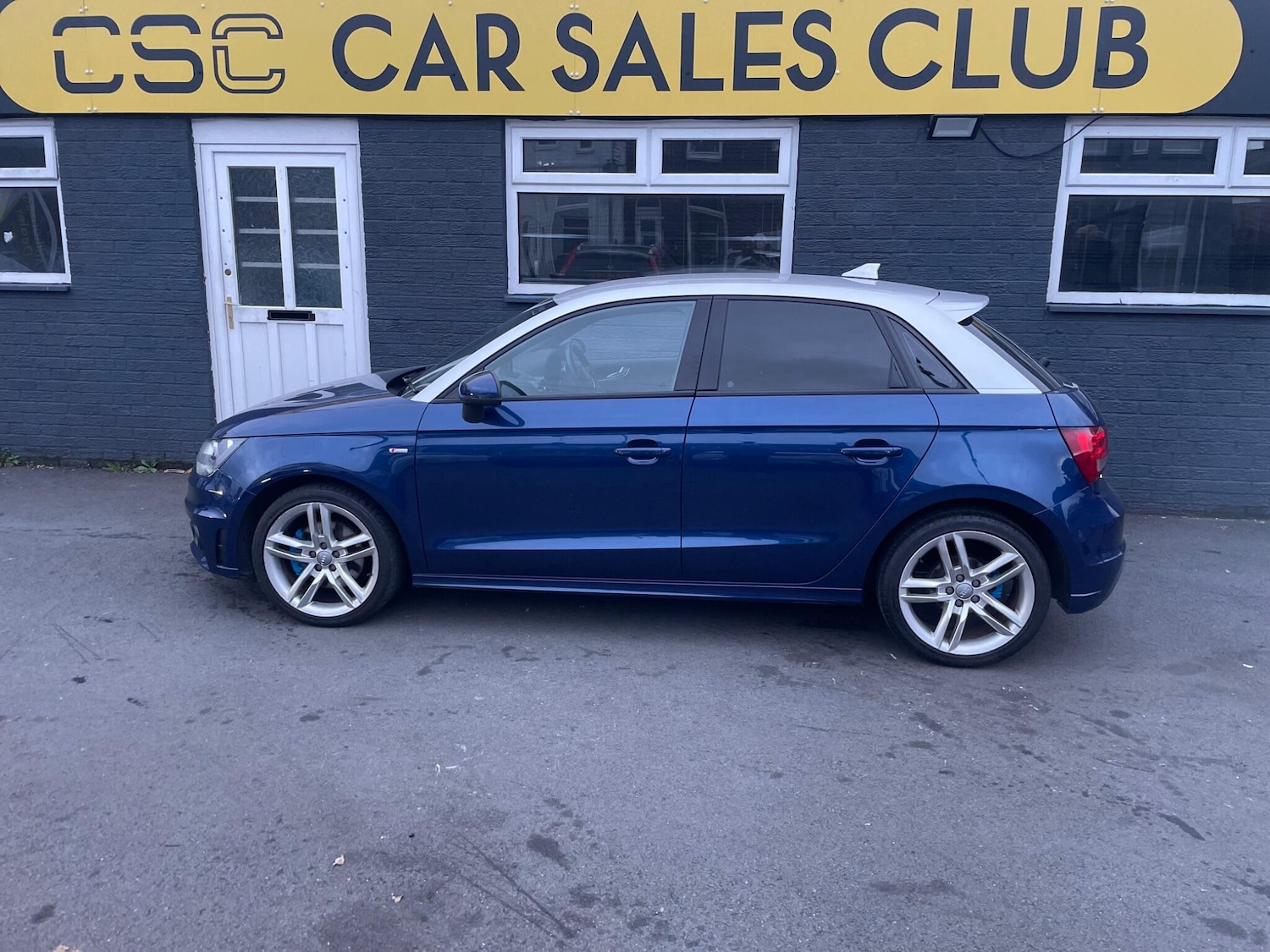 Used Audi A1 2012 for sale - 76656986: Photo 11