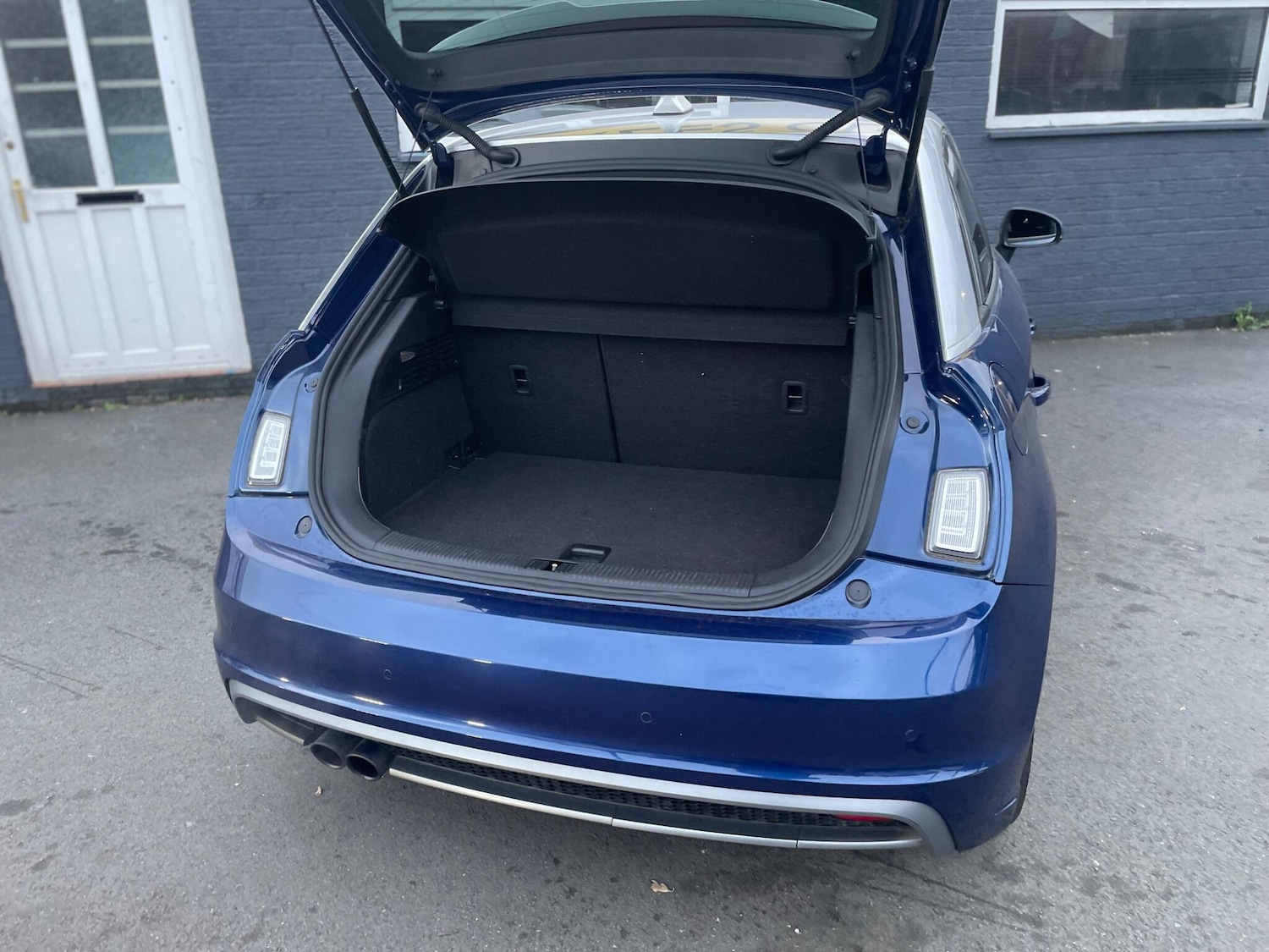 Used Audi A1 2012 for sale - 76656986: Photo 26