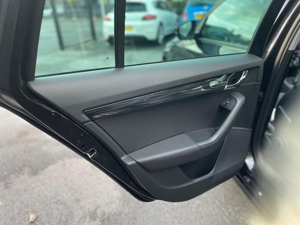 Used Skoda Octavia 2017 for sale - 76138243: Photo 38