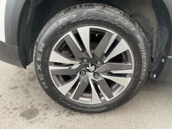 Used Peugeot 2008 2016 for sale - 75678555: Photo