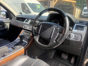 Used Land Rover Range Rover Sport 2010 for sale - 79389686: Photo