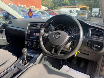 Used Volkswagen Golf 2017 for sale - 79426199: Photo