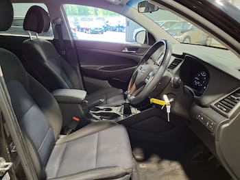 Used Hyundai TUCSON 2017 for sale - 79860732: Photo