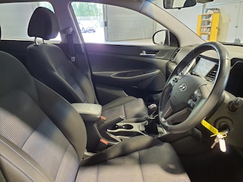 Used Hyundai TUCSON 2018 for sale - 79389681: Photo