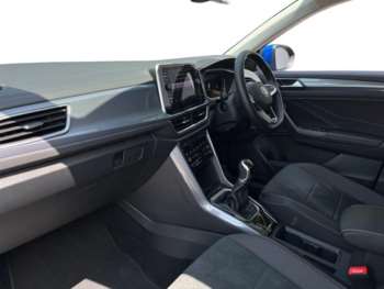 Used Volkswagen T-Roc 2024 for sale - 75106018: Photo