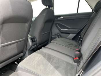 Used Volkswagen T-Roc 2023 for sale - 75026152: Photo