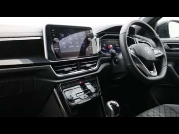 Used Volkswagen T-Roc 2022 for sale - 74663963: Photo