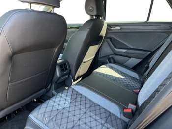 Used Volkswagen T-Roc 2024 for sale - 75106017: Photo